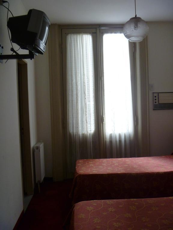 Hotel Turista Buenos Aires Luaran gambar